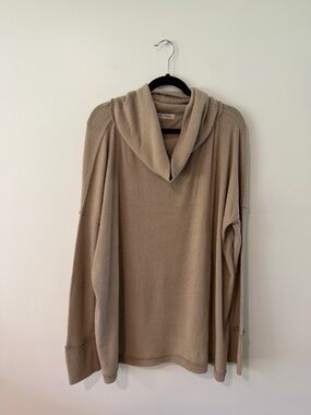 Free People NWOT Tan Neutral Oversized Relaxed Flowy Long Sleeve Womens Top Lrge